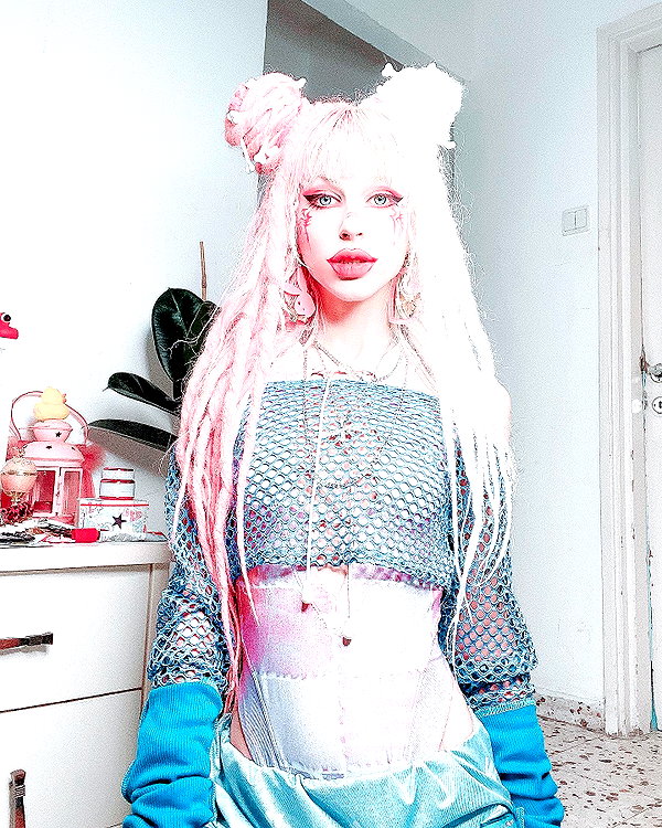 kriiizellda instagram image archive image