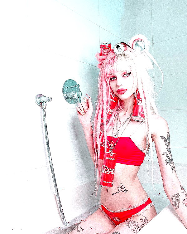 kriiizellda instagram image archive image