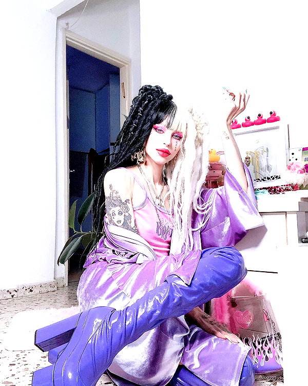 kriiizellda instagram image archive image