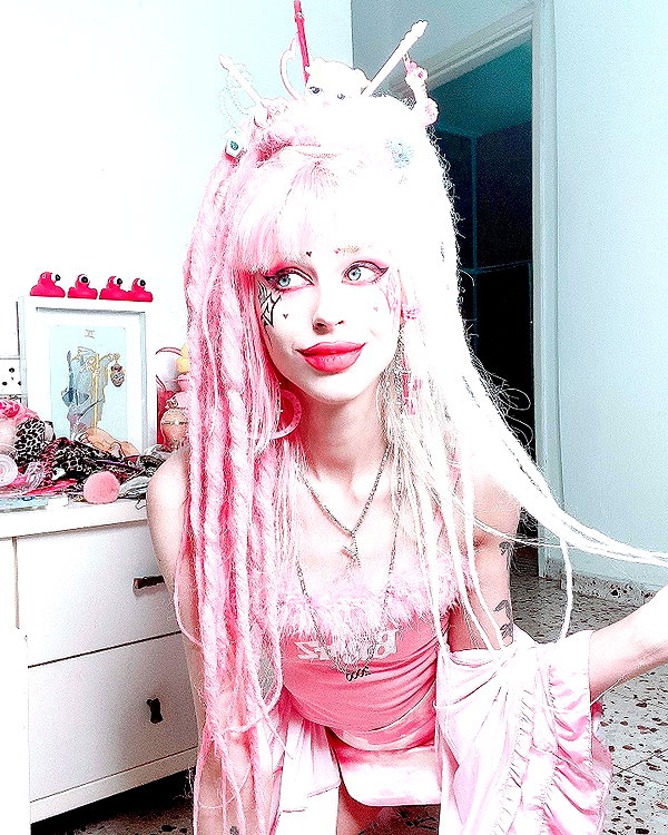 kriiizellda instagram image archive image