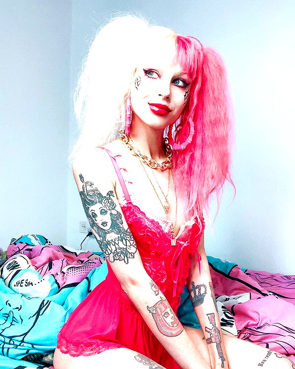kriiizellda instagram image archive image