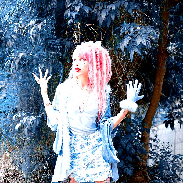 kriiizellda instagram image archive image