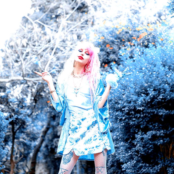 kriiizellda instagram image archive image