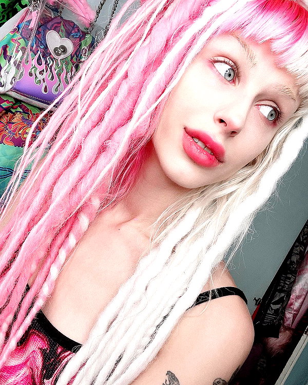kriiizellda instagram image archive image