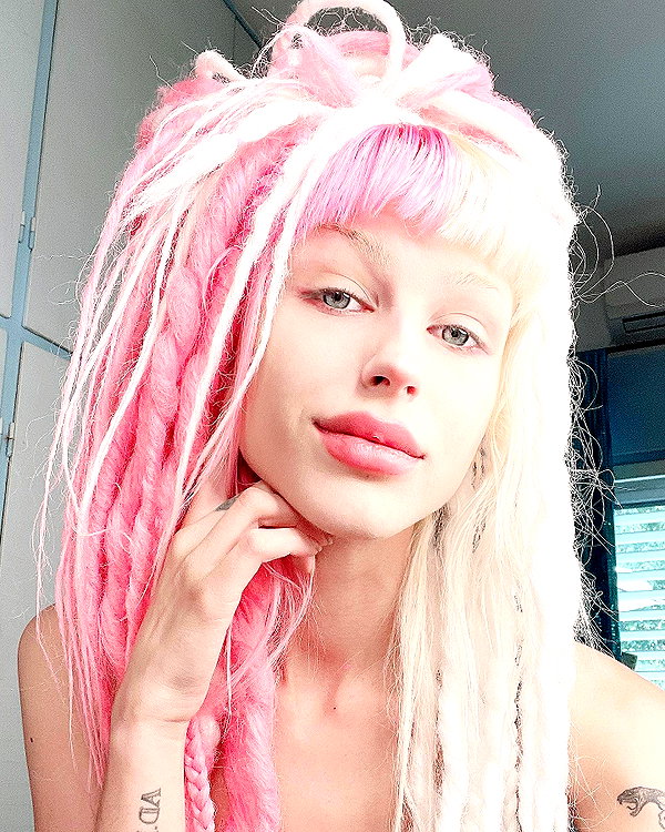 kriiizellda instagram image archive image