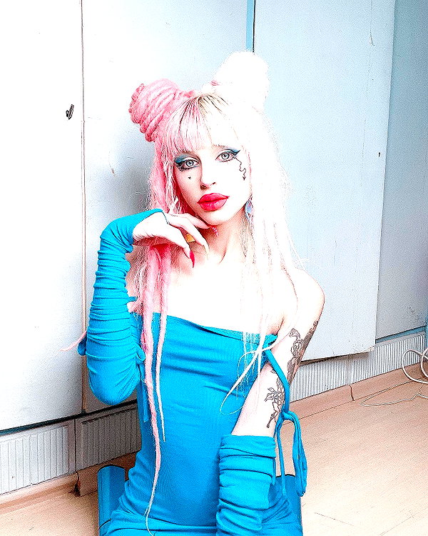 kriiizellda instagram image archive image