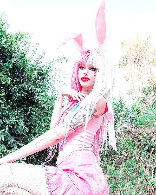 kriiizellda instagram image archive image
