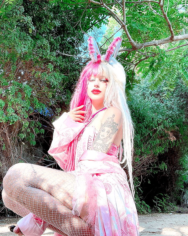 kriiizellda instagram image archive image