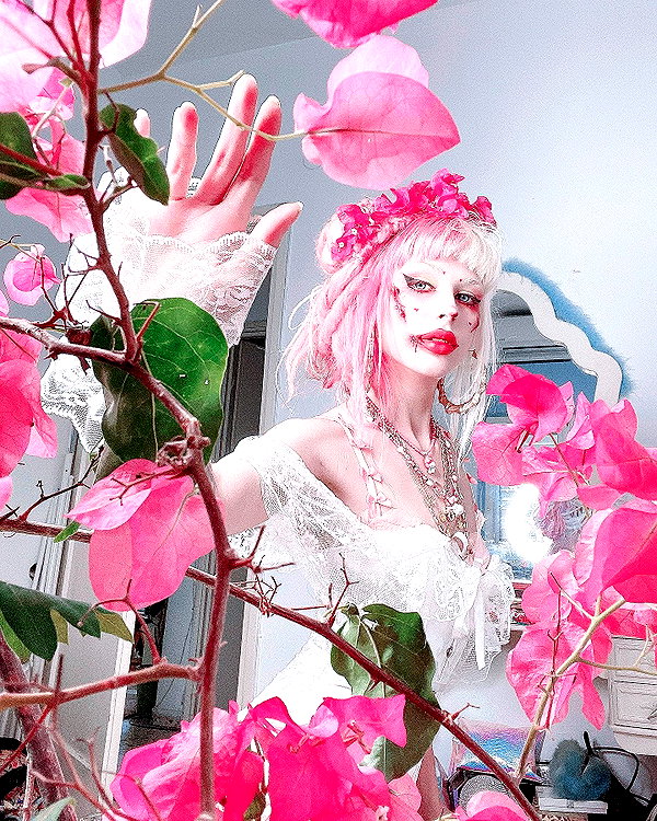 kriiizellda instagram image archive image
