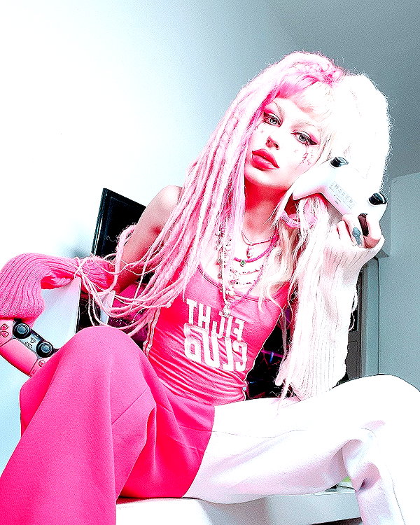 kriiizellda instagram image archive image