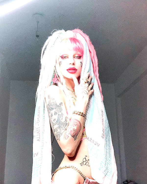 kriiizellda instagram image archive image