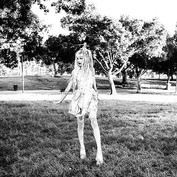 kriiizellda instagram image archive image