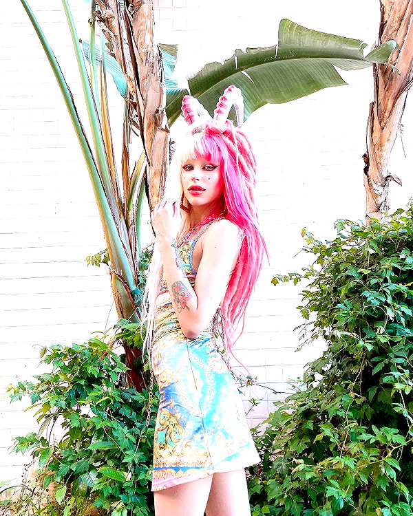 kriiizellda instagram image archive image