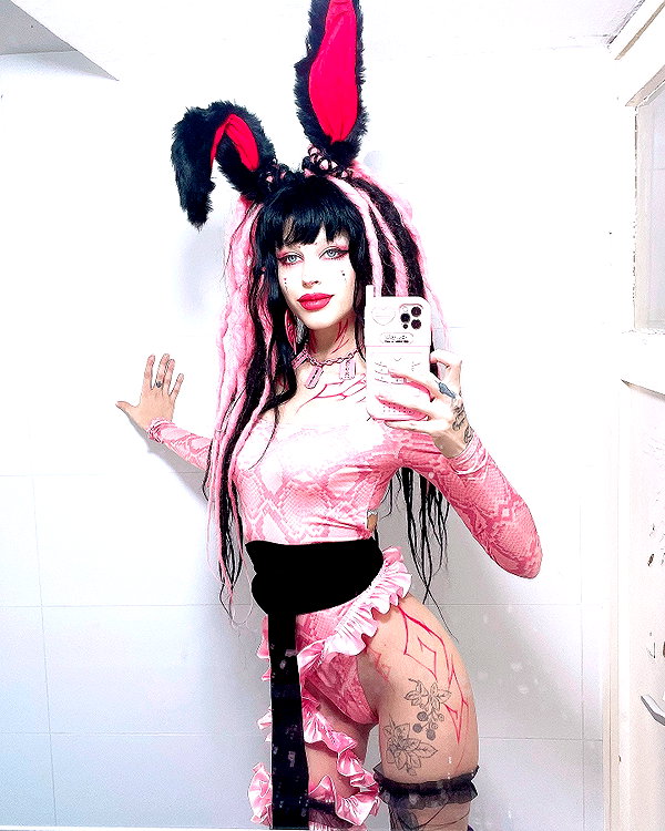kriiizellda instagram image archive image