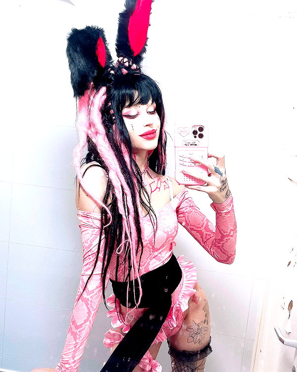 kriiizellda instagram image archive image
