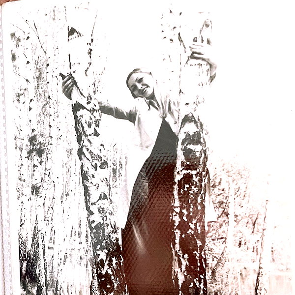 kriiizellda instagram image archive image