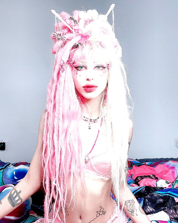 kriiizellda instagram image archive image