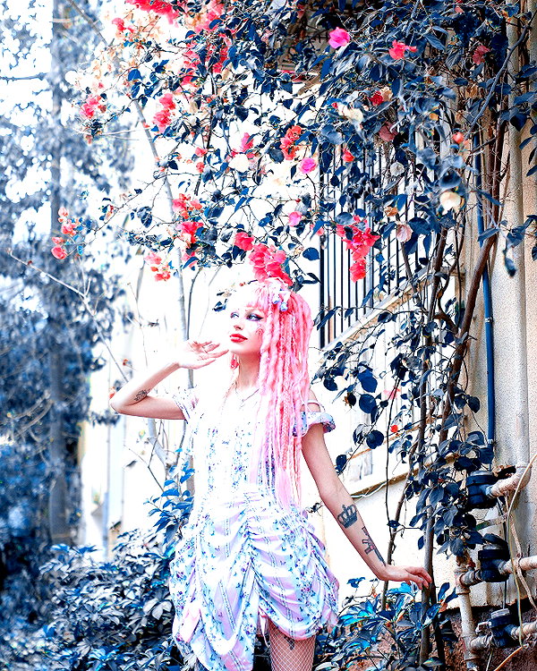 kriiizellda instagram image archive image