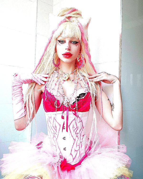 kriiizellda instagram image archive image
