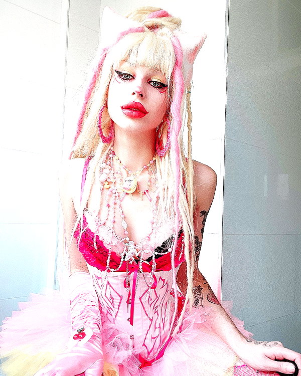 kriiizellda instagram image archive image