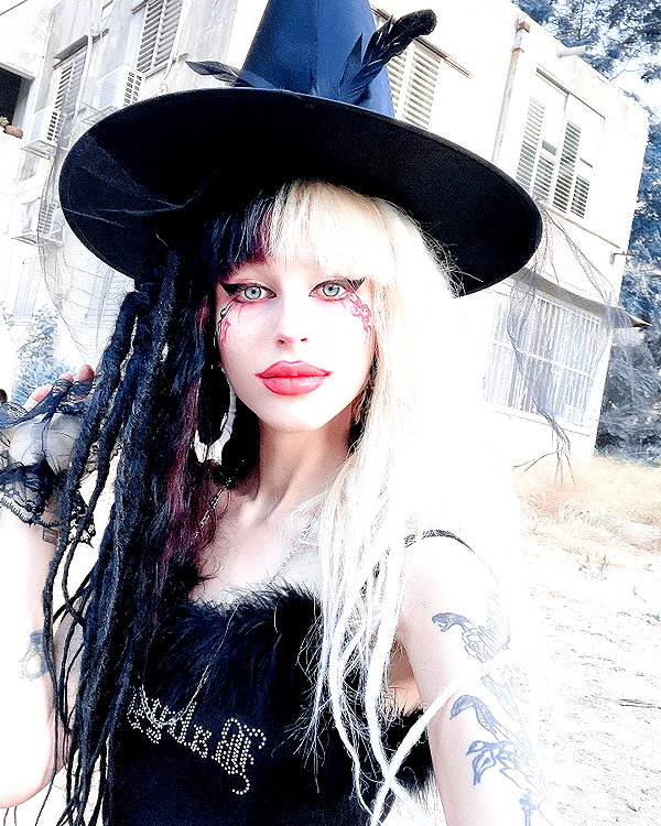 kriiizellda instagram image archive image