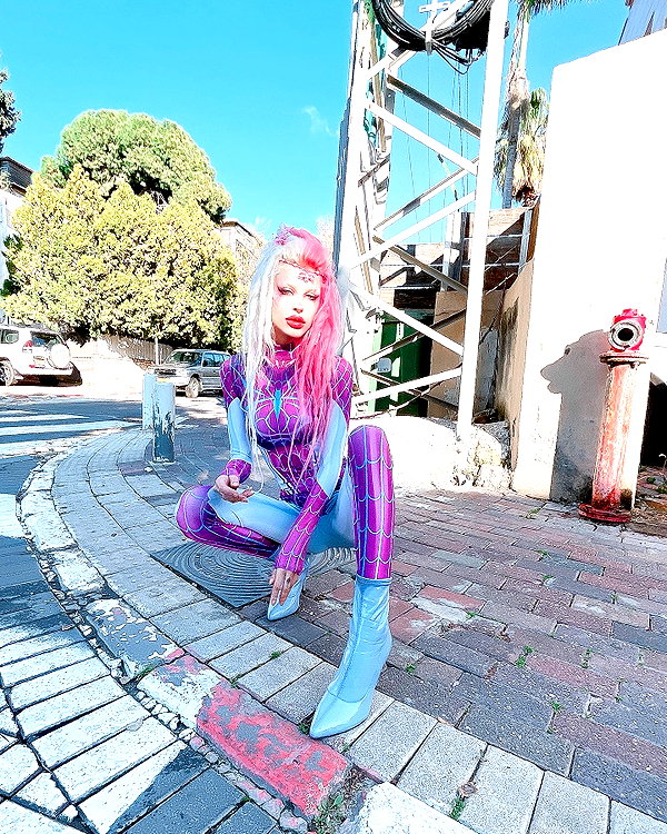kriiizellda instagram image archive image