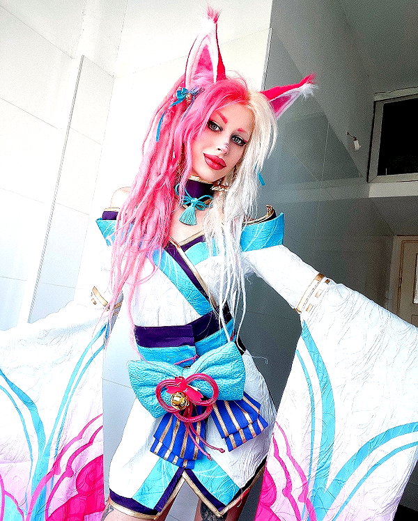 kriiizellda instagram image archive image