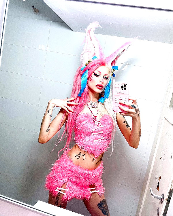 kriiizellda instagram image archive image
