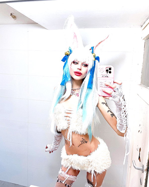 kriiizellda instagram image archive image