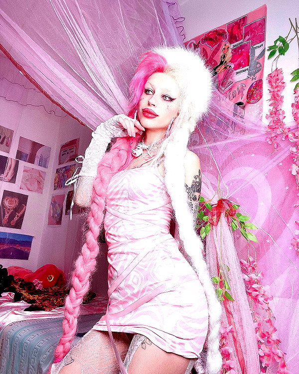 kriiizellda instagram image archive image
