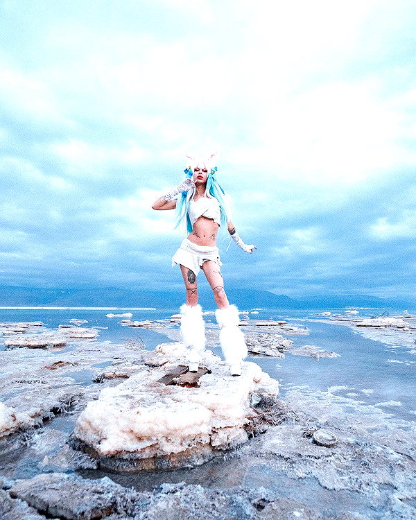 kriiizellda instagram image archive image