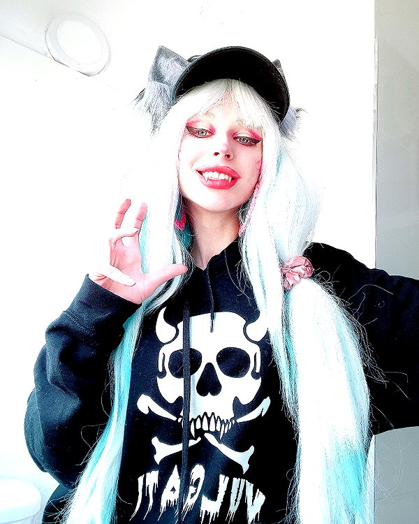 kriiizellda instagram image archive image