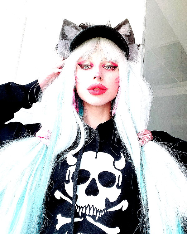 kriiizellda instagram image archive image