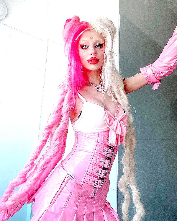 kriiizellda instagram image archive image