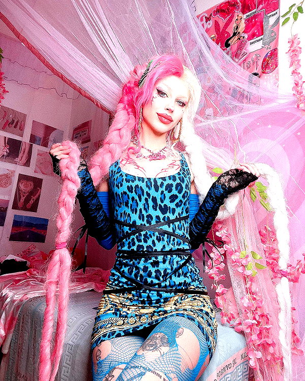kriiizellda instagram image archive image