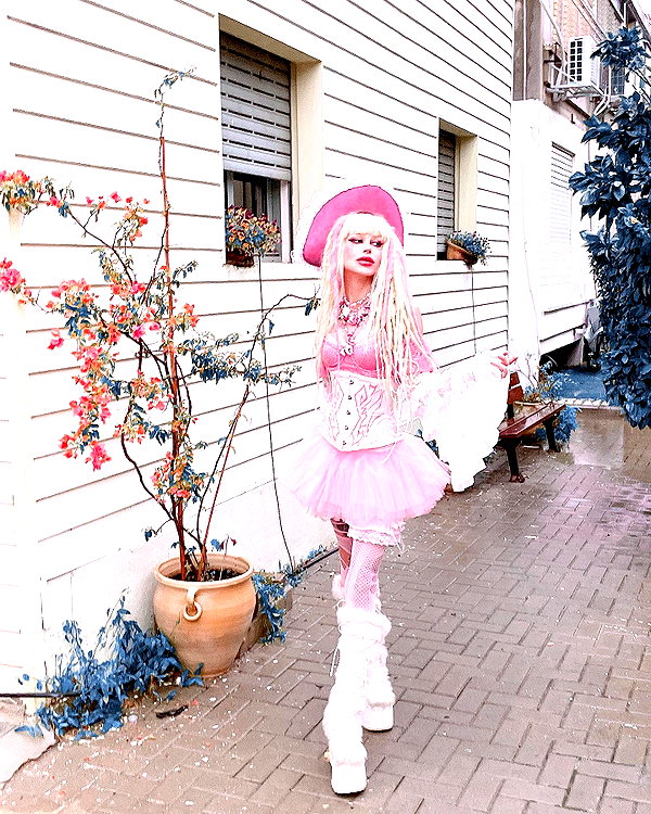 kriiizellda instagram image archive image