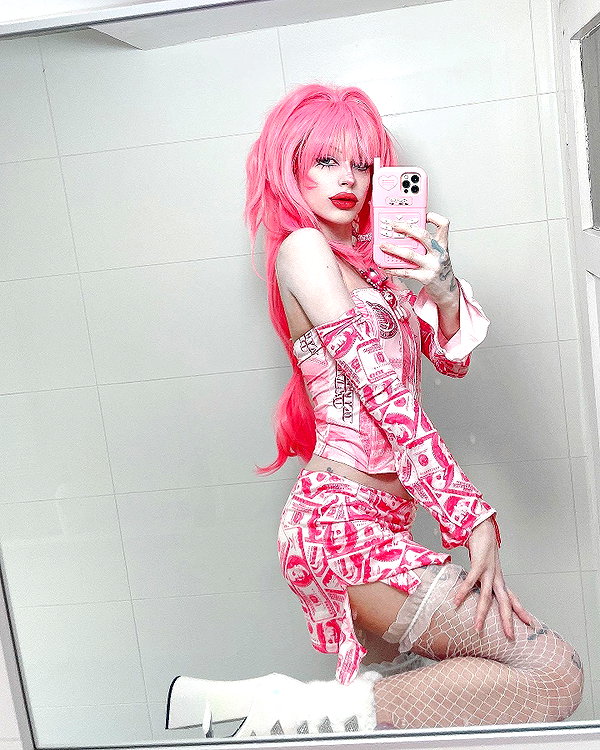 kriiizellda instagram image archive image