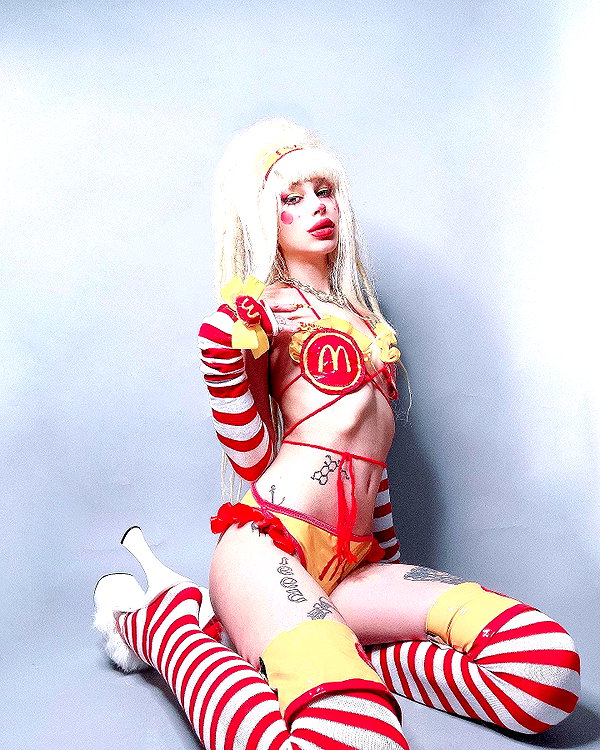 kriiizellda instagram image archive image