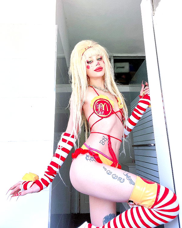 kriiizellda instagram image archive image
