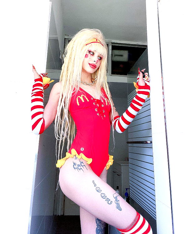 kriiizellda instagram image archive image