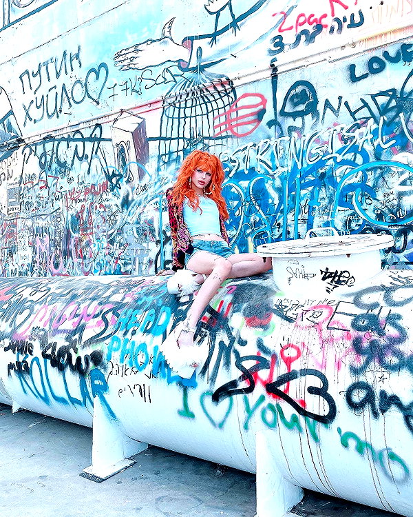 kriiizellda instagram image archive image