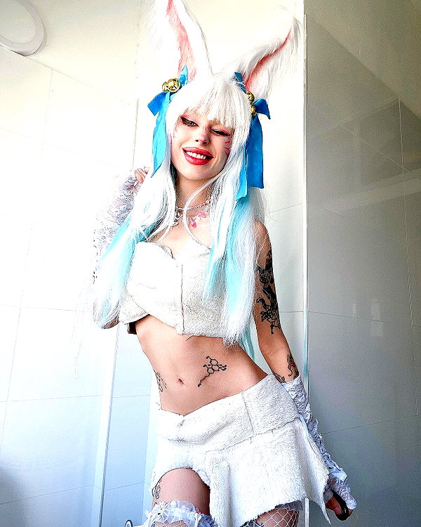 kriiizellda instagram image archive image