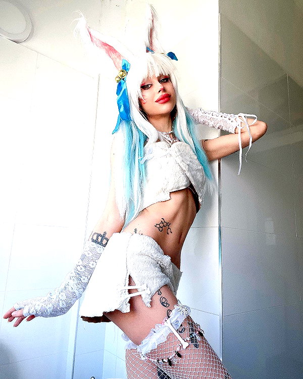 kriiizellda instagram image archive image