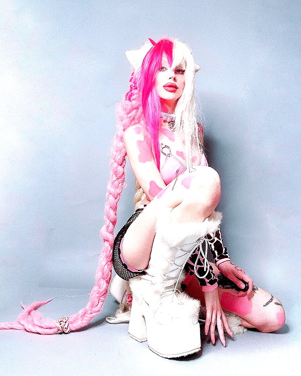 kriiizellda instagram image archive image