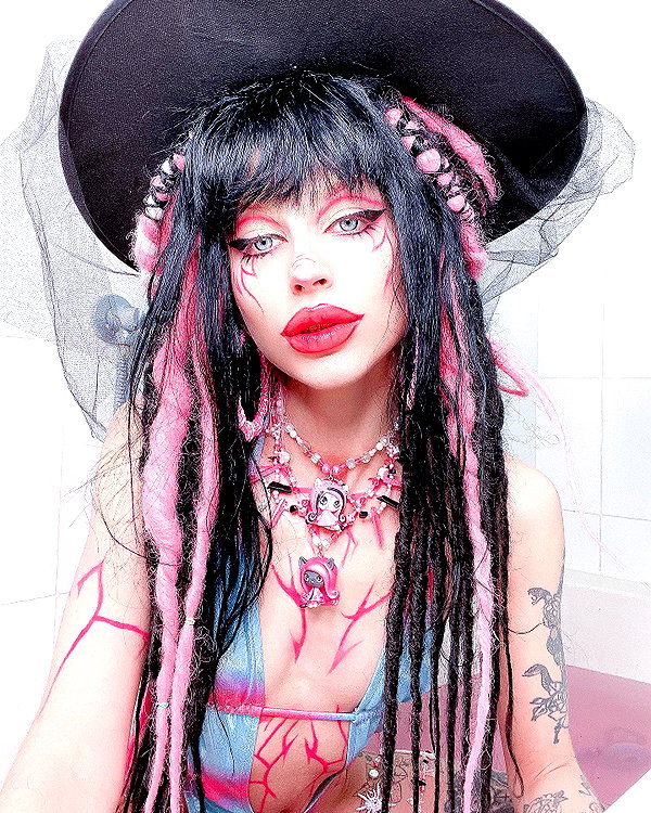kriiizellda instagram image archive image