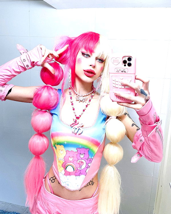 kriiizellda instagram image archive image