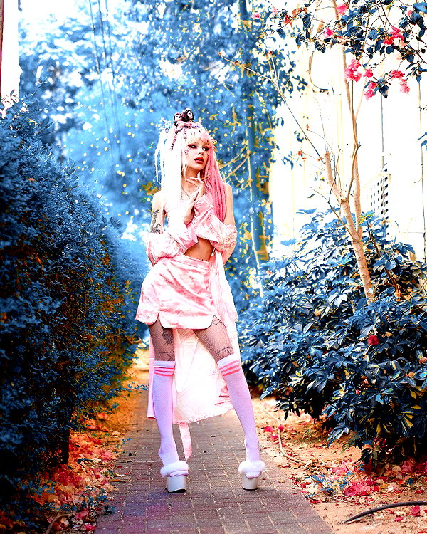 kriiizellda instagram image archive image