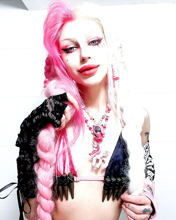 kriiizellda instagram image archive image