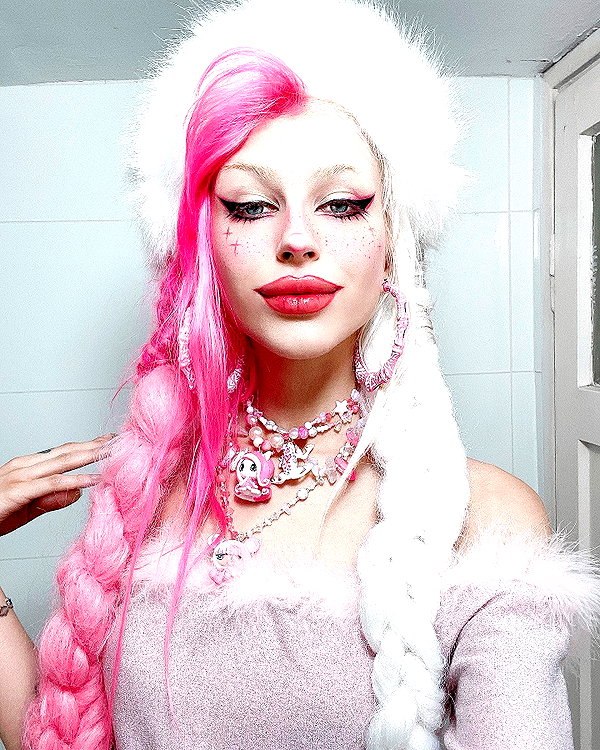 kriiizellda instagram image archive image