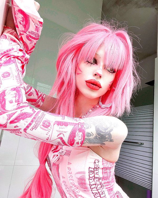 kriiizellda instagram image archive image